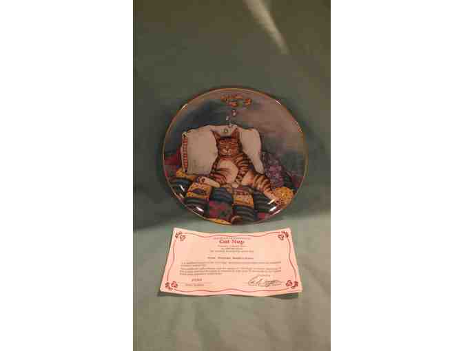 The Danbury Mint - 'Cat Nap' Plate #F7368 by Gary Patterson