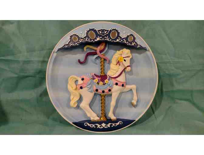 'Sweet Stander' Musical Plate from the Rhoades Studio