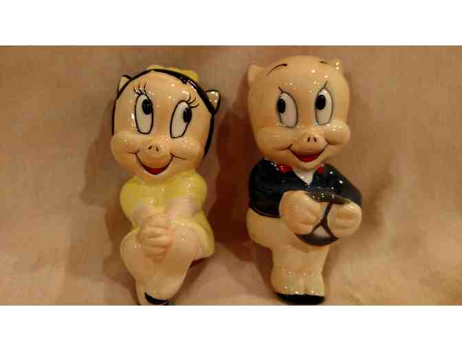 Porky and Petunia Pig Salt & Pepper Shaker & Convertible