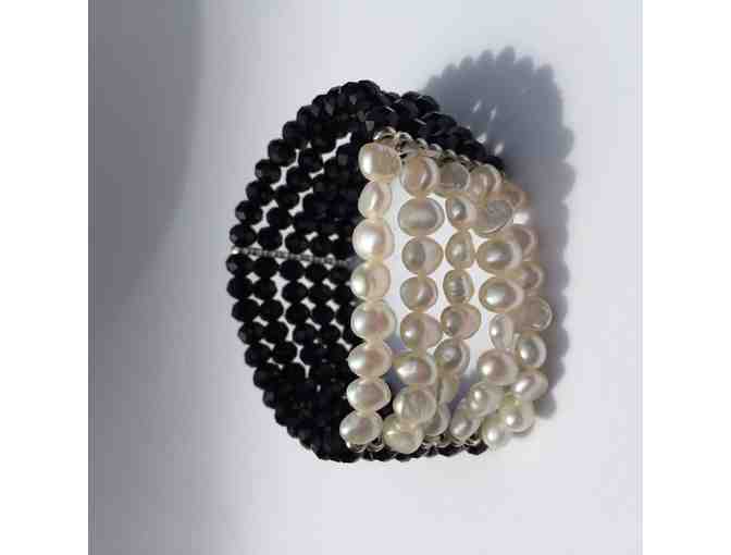 Black and White Stretch Bracelet