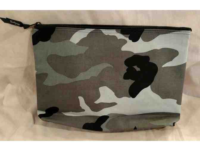 Zipper Pouch from Thirty-One Products