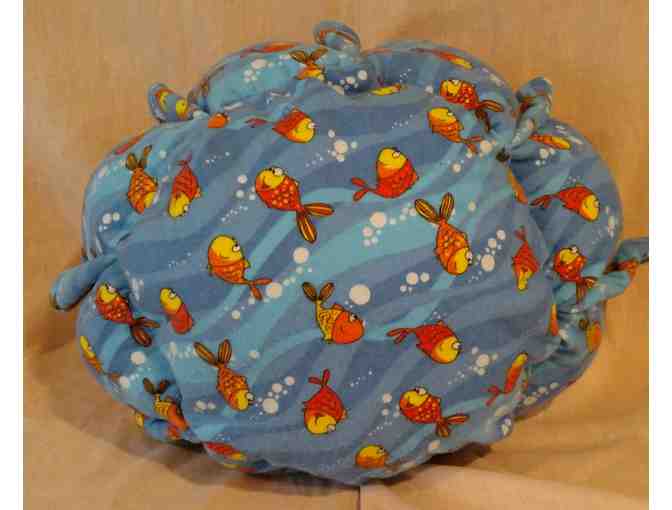 Fleece Cat Bed with Fish Pattern