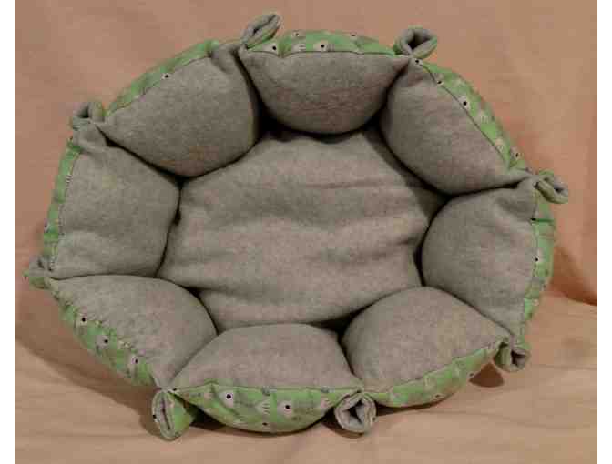 Fleece Cat Bed with Grey Interior and Fish Bone Patterned Exterior