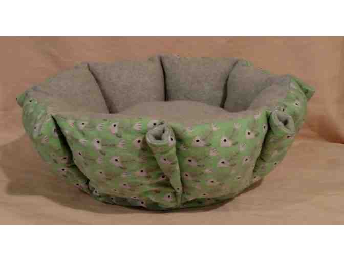 Fleece Cat Bed with Grey Interior and Fish Bone Patterned Exterior