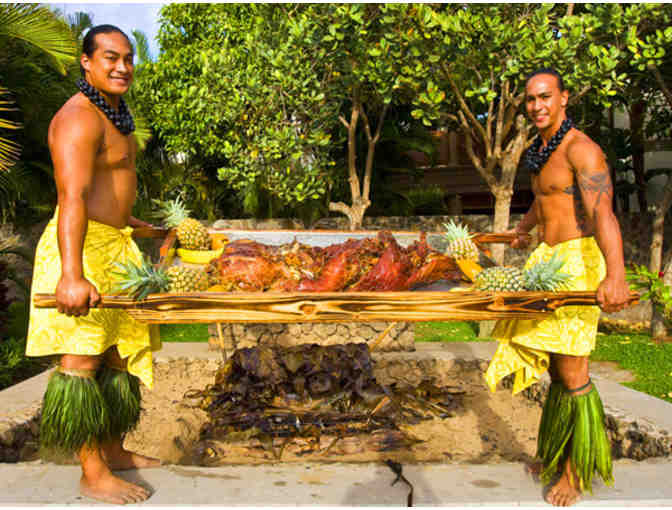 Wailea Beach Resort, Maui's Te Au Moana Luau Dinner Show for 4