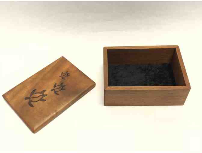 Koa Covered Box with Honu