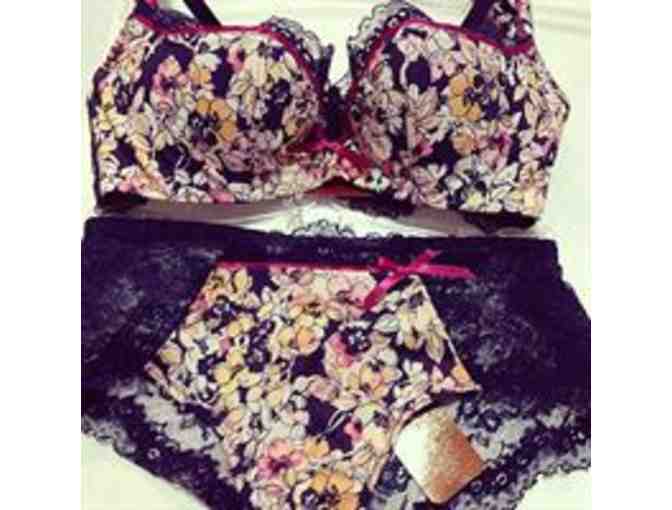 Jenette Bras: $100 Gift Certificate