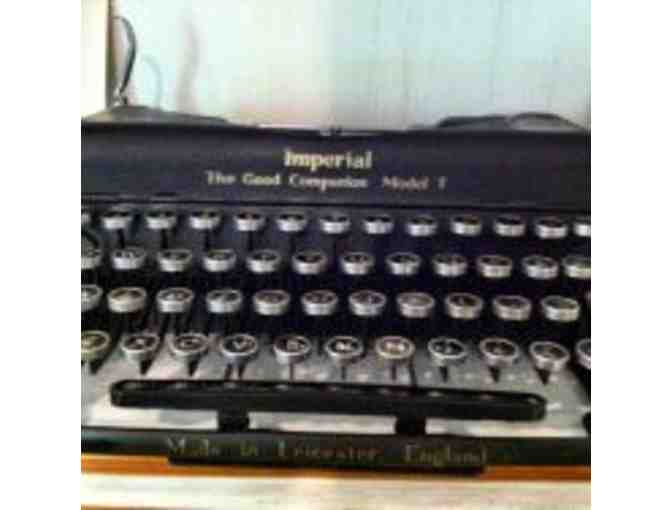 Private Tour: Hemingway, Welles , Lennon, Updike... Historic Typewriter Collection
