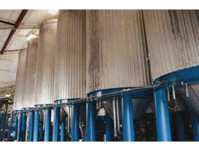 Golden Road Brewing: Private tour, hands on brewing, lunch and beer!