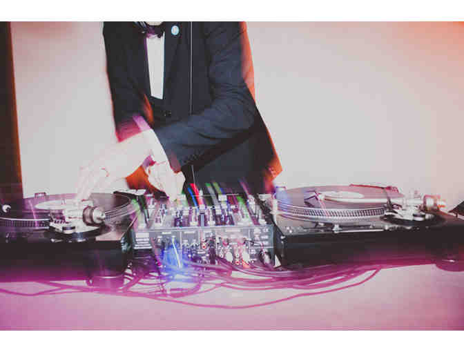 CELEBRITY DJ at your next event: THE FLASHDANCE