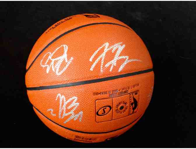 Autographed Basketball by Kobe Bryant & the LA Lakers
