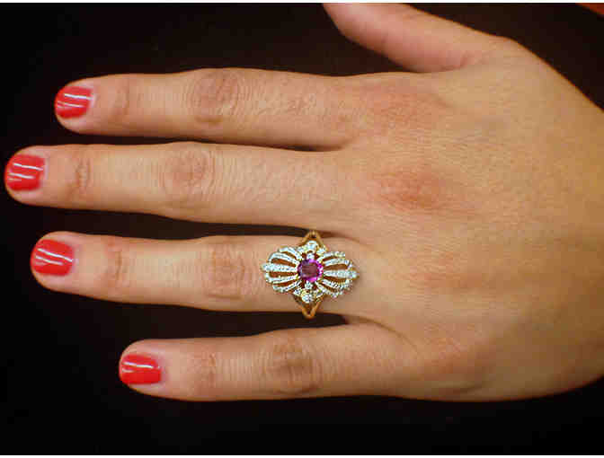 Ruby & Diamond Ring set in 14K Yellow Gold - Photo 3