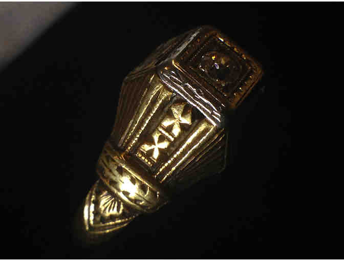 Diamond Art Deco (Unisex) Ring, Circa  1915 - 14K Yellow Gold, Center Cut Diamond