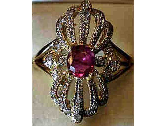 Ruby & Diamond Ring set in 14K Yellow Gold - Photo 1