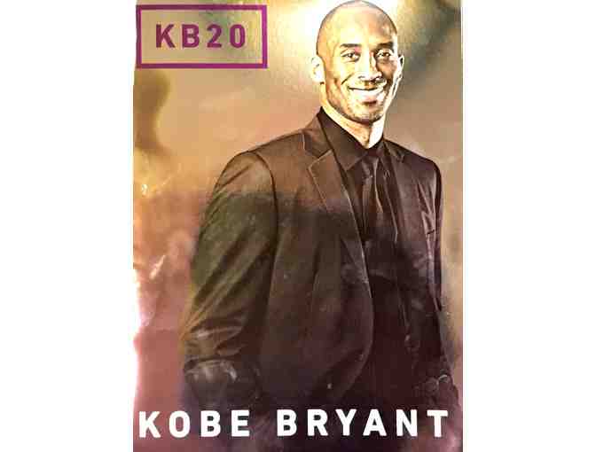 Kobe Bryant Commemorative Photo Book, Final Game 4/13 RARE Limited Edition