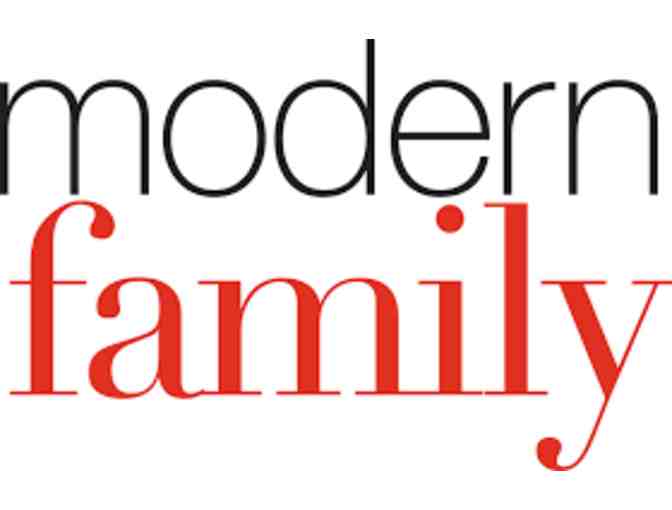 Modern Family  Autographed Pilot Script, Signed by Sofia Verga, Ed O'Neill, Ty Burrell...