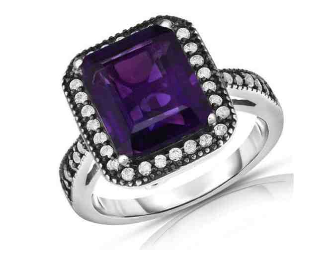 Daniel's Jewelers: $50 Gift Card