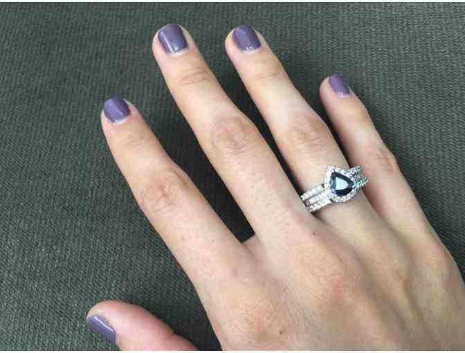 Diamond & Sapphire Ring, Set in 18K White Gold - Photo 4