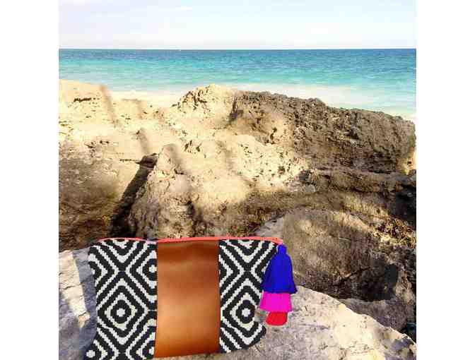 lu + elle: Choice of clutch purse or 2 make-up pouches