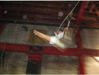 Two Trapeze Classes at STREB