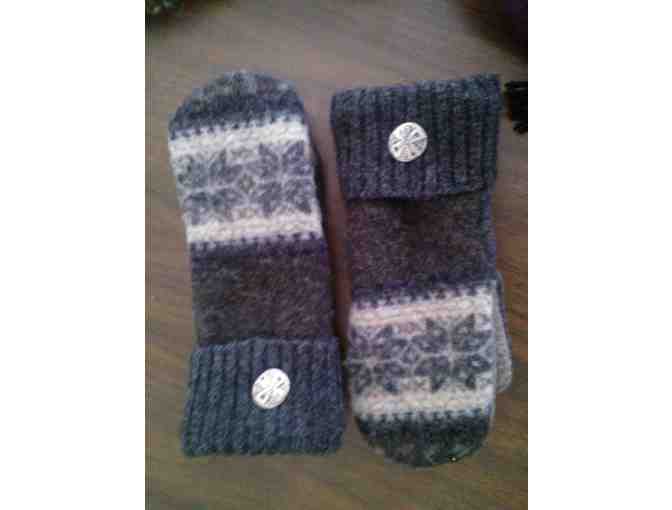 Wool Hat and Re-mitt set from Fisknits & Fibers