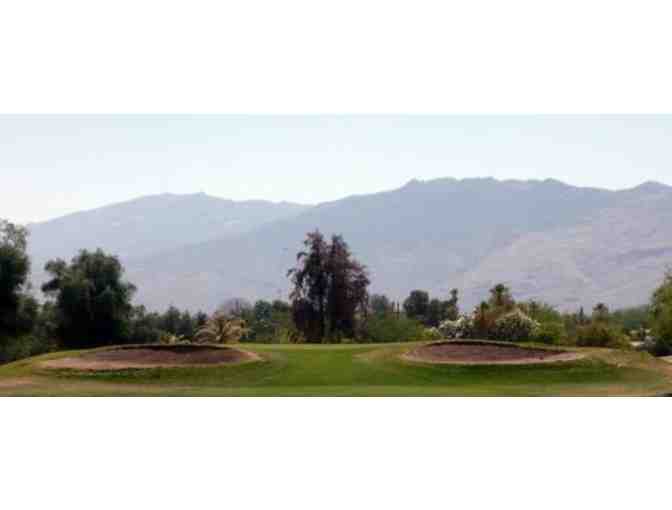 Rolling Hills Golf Course: Certificate for a Round of Golf for 4 People