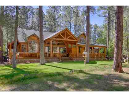 LUXURY LOG CABIN | 3-Nights/4-Days Pinetop Lakes Golf Country Club
