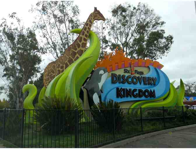 2 tickets to Six Flags Discovery Kingdom