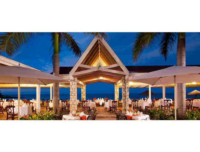 Party at Pineapple Beach Club in Antigua