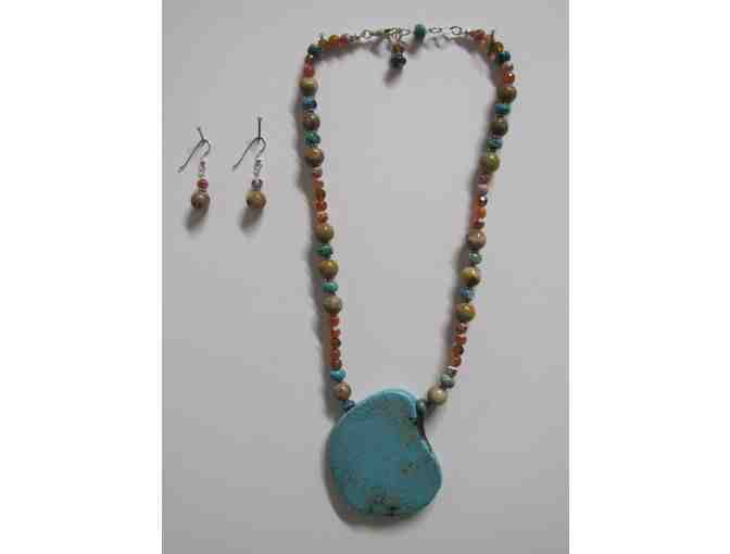 Turquoise Pendant Necklace & Earrings
