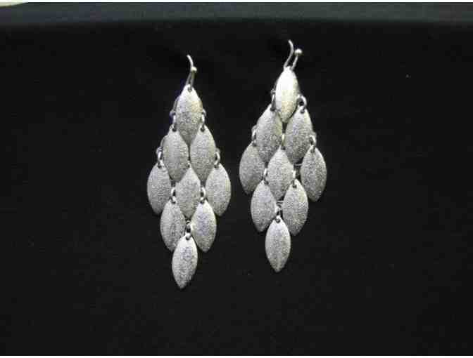 Dangling Seeds Earrings