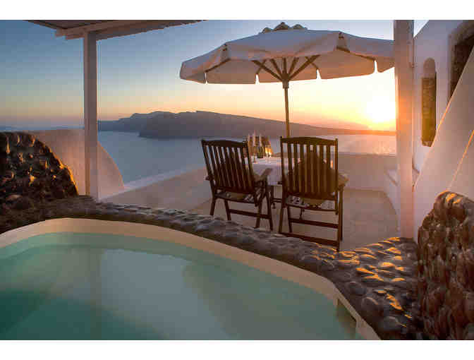 FANARI VILLAS -OIA- SANTORINI, CYCLADES ISLANDS, GREECE