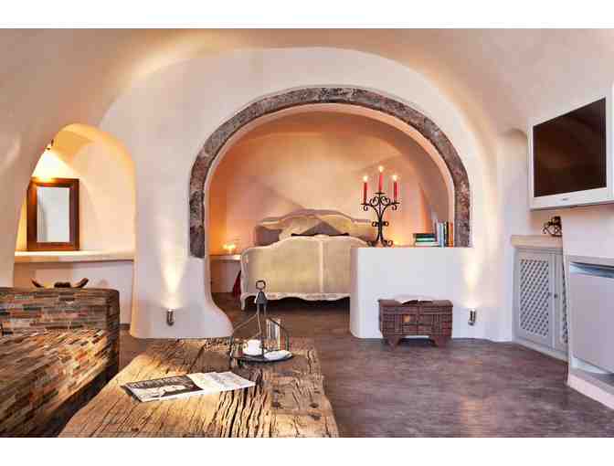 ANDRONIS LUXURY SUITES - OIA -SANTORINI -CYCLADES ISLANDS, GREECE