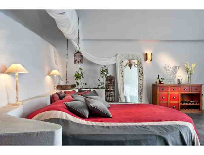 ANDRONIS LUXURY SUITES - OIA -SANTORINI -CYCLADES ISLANDS, GREECE