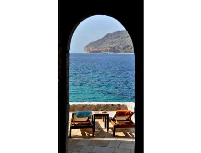 PIRGOS MAVROMICHALI - MANI