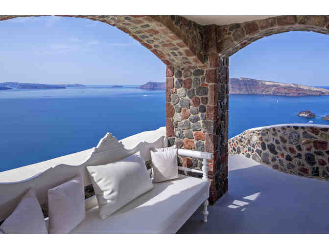 CANAVES OIA SUITS- SANTORINI, Greece