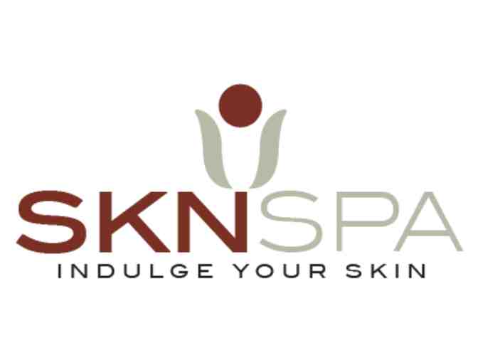 SKN Spa-Organic Facial