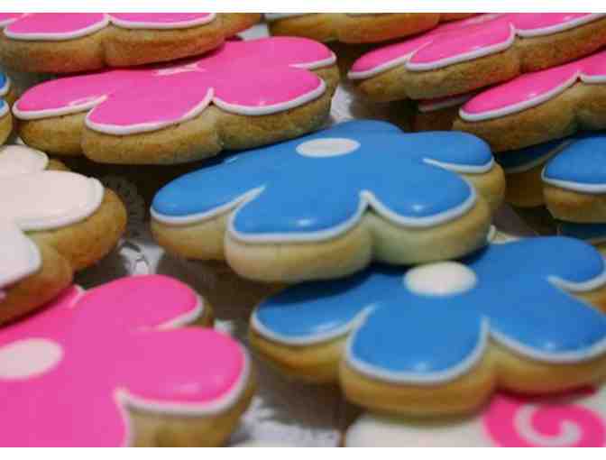 Little Daisy Bake Shop / One Baked Item Per Month for 6 months