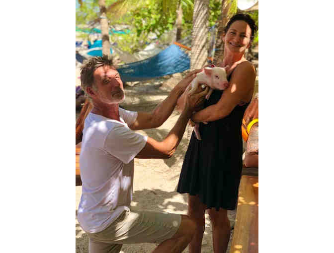 Lola's VIP Special Mother's Day Family Outing, Playa Avellena; A La Paz Party Event