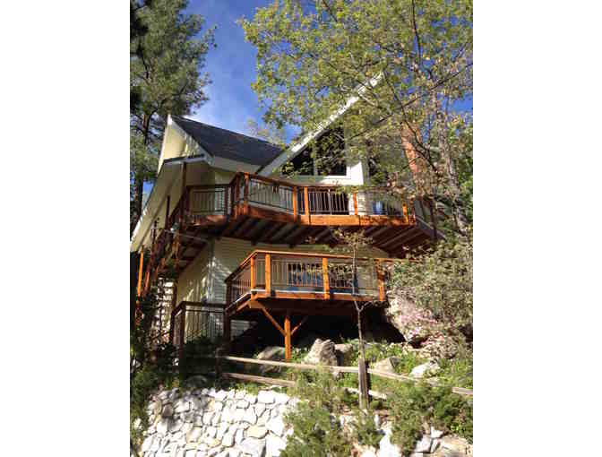 One Week in Lake Arrowhead Cabin -  with boat! Sleeps 9! LIVE AUCTION ITEM