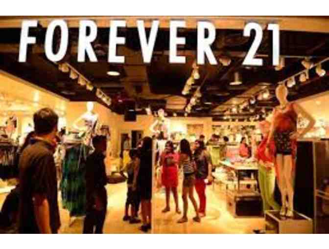 Forever 21 - $150 Gift Card - Photo 3