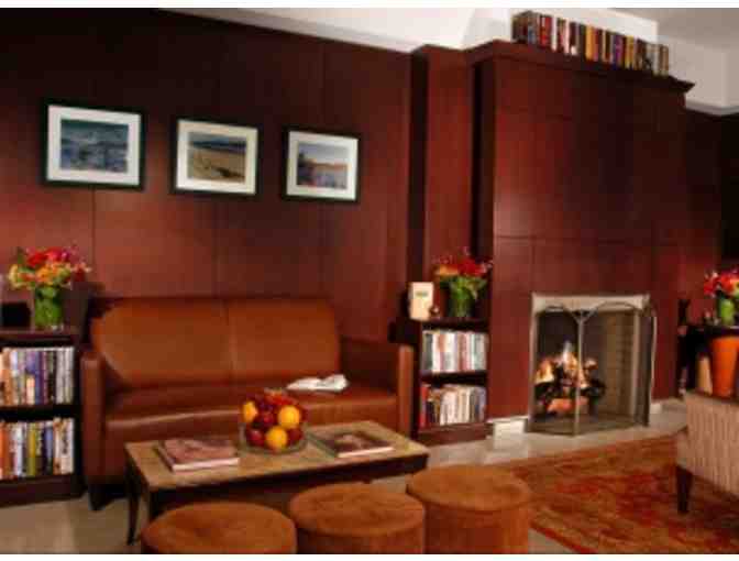 The Big Apple for Bookworms! (C)