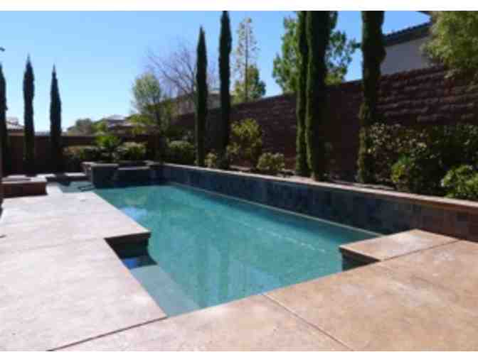 Three Nights in a Las Vegas Vacation Home (C)