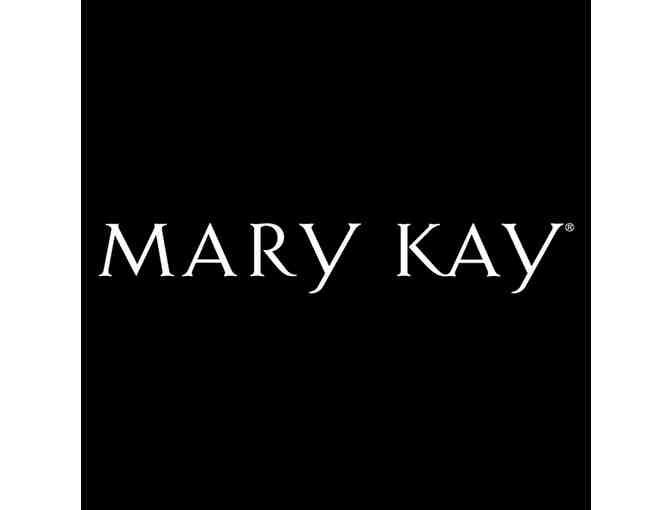 Mary Kay $25 Gift Card and Satin Hands Pampering Set