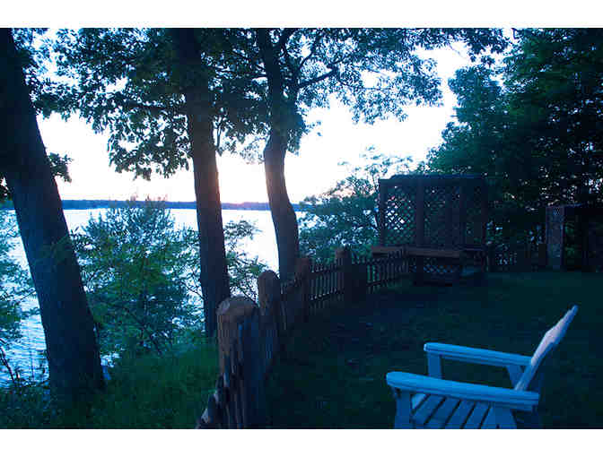 One (1) Week Summer Vacation Cottage Rental on Gun Lake