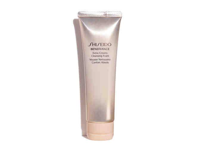 A collection of best-selling luxury skincare products from Shiseido - Photo 3