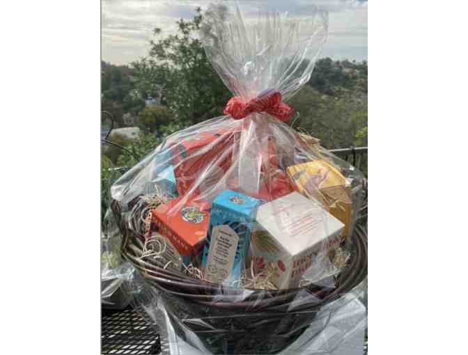 I love your hair! Fable and Mane Gift Basket