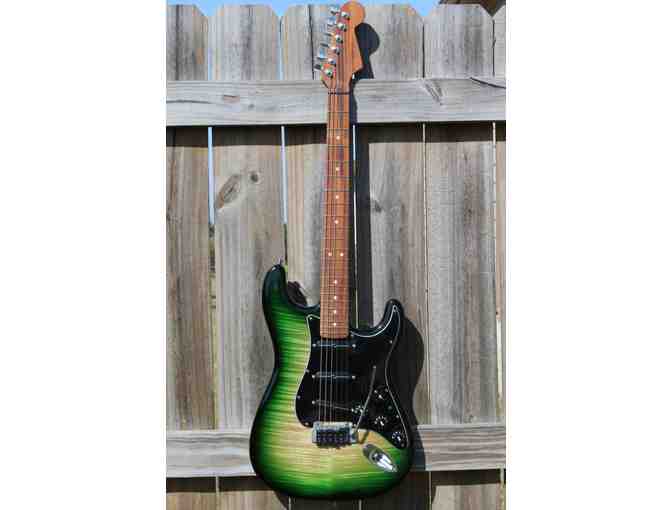 Stratocaster Clone Green Guitar with Case