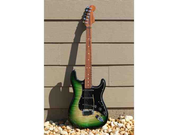 Stratocaster Clone Green Guitar with Case