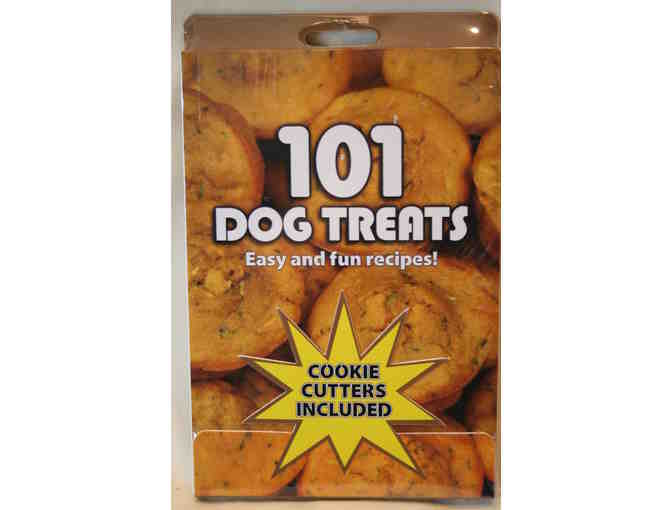 101 Dog Treats Book and Cookie Cutters